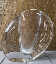 Ravissant vase signé Cristal de Sèvres