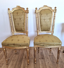 UNE OU DEUX SPLENDIDES CHAISES