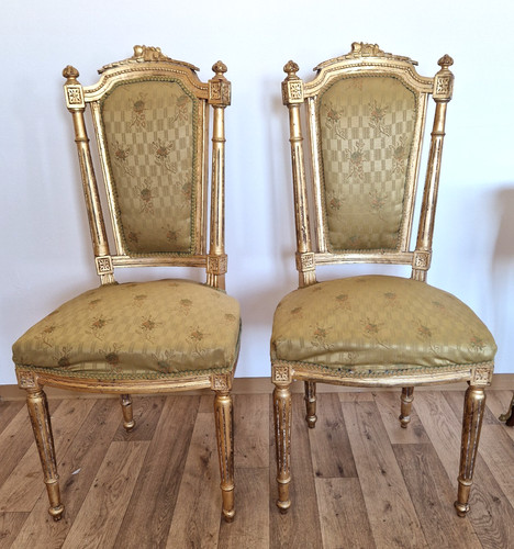 Une deux splendides - deux, chaises