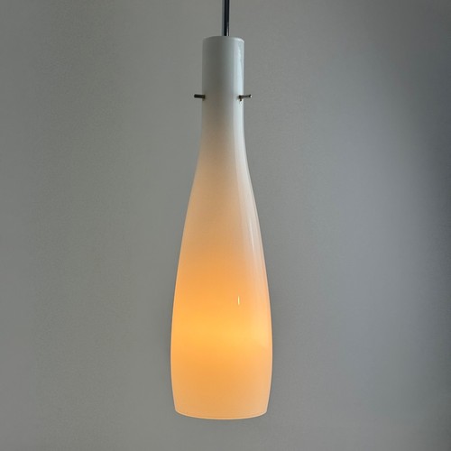 Ancienne suspension opaline - en,