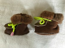 Chaussons cuir marron fourrés mouton bébé 3 mois pointure 16