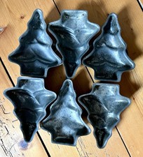 Rare moules à - moules,