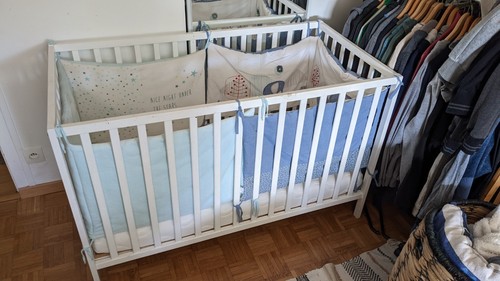 Lit bébé avec matelas - avec, +