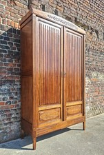 Armoire parisienne, meuble