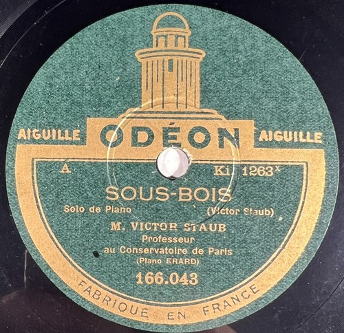 Victor staub - victor, piano)