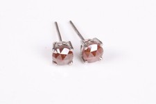 Clou diamant rond rouge