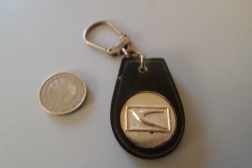 Porte clé simca logo - simca, voiture