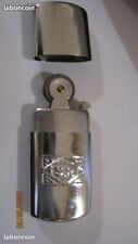 ANCIEN BRIQUET A ESSENCE EN METAL