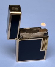 SUPERBE BRIQUET EN LAQUE DE