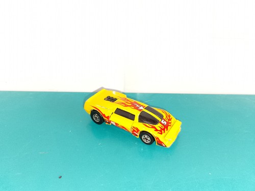 1608262 voiture hotwheels - 1/64,