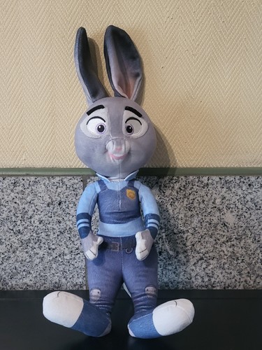 Peluche doudou plush - plush, judy