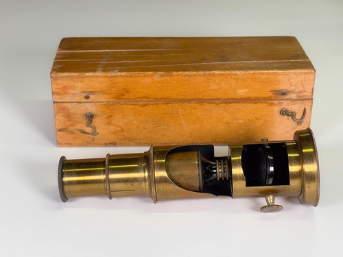 Edourdien brass pocket