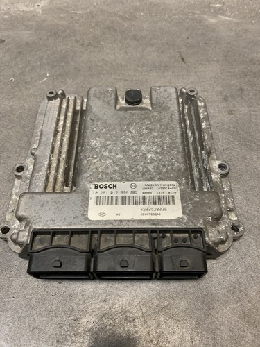 Calculateur moteur renault - moteur,