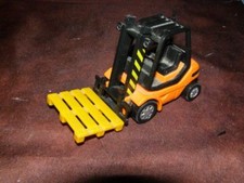 Ancien jouet: chariot