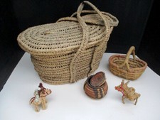 Lot d'objets en raphia deco rangement