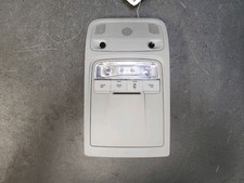 Plafonnier avant / lecteur