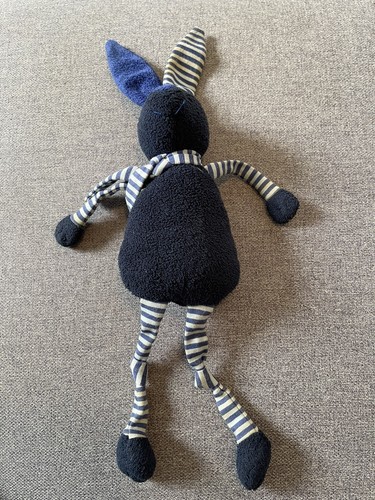 Peluche doudou lapin bleu
