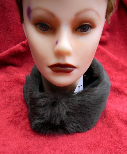 Nwt surell rabbit clip collar - nwt,