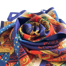Excellent état foulard HERMES Carre 90 brins d ou dorées jeunes branches 100 S