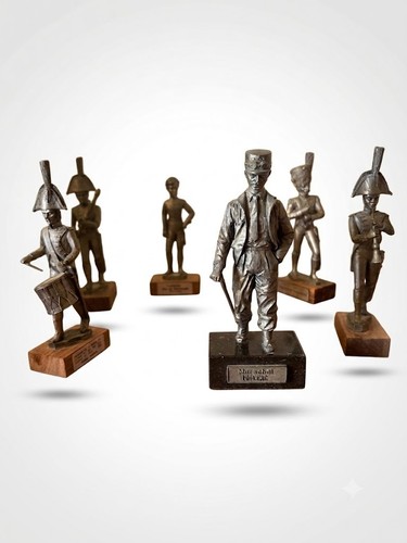 Figurines étain signées - figurines,