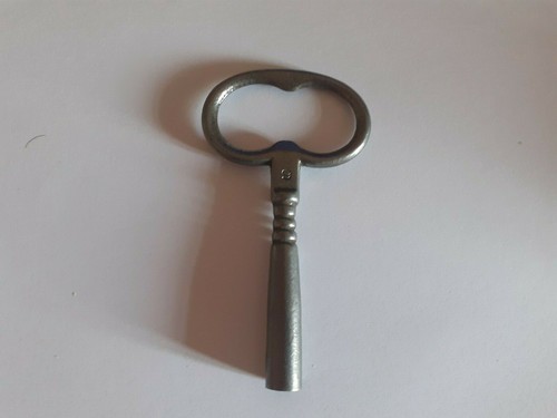 Clef clé horloge - clef,,