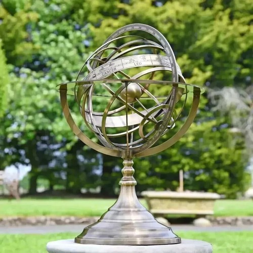 Ancien cadran solaire sphère