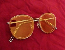 lunettes style 70 grandes verres teintés neuves