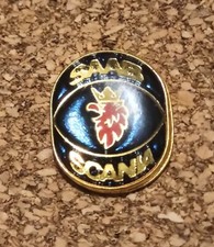 Pin's Saab Scania Auto Voiture
