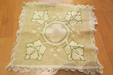 ancien range pyjama ou taie de coussin lin brodée a la main dentelle