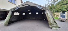 Tente militaire type