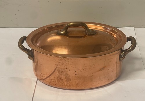 Ancienne marmite ovale - , en