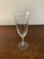 7 flûtes à champagne modèle Barsac en cristal Lalique (prix à la pièce)