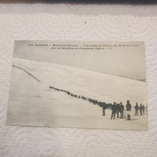 CPA- Dauphiné - Massif du Pelvoux - Traversée du Glacier du Mont de Lans par...
