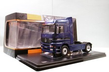 Ixo - Camion MERCEDES BENZ ACTROS MP1 1995 bleu métallisé réf. TR121.22 NBO Neu