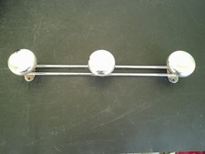 PORTE MANTEAUX VINTAGE EN METAL CHROME 3 TETES RONDES
