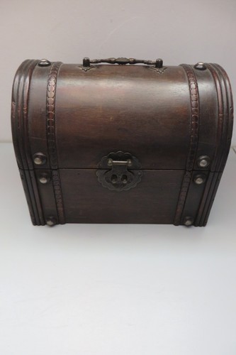 Ancien coffre bois - coffre,