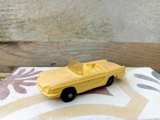 Voiture Miniature Tomte