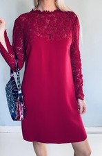 Robe en guipure de soie