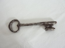 Clé ancienne - Fer Forgé XVII / XVIII - 16 cm - Antique key.