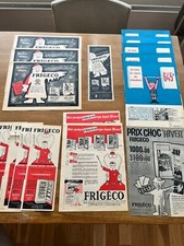 Important lot de publicité