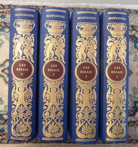 Montaigne les essais - les,