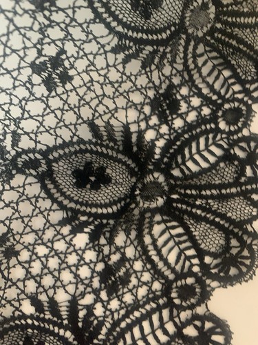 Dentelle noire chantilly - dentelle,