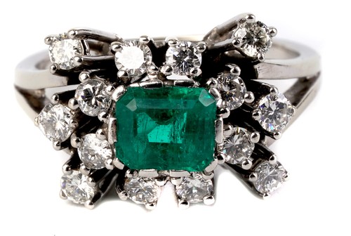 Valuable 50ct emerald and - valuable,