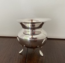 Crachoir À Feuilles De Thé 