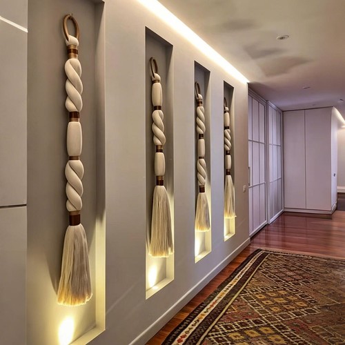 Macramé vertical décor mural