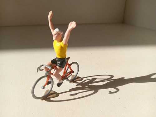 Norev cycliste maillot jaune
