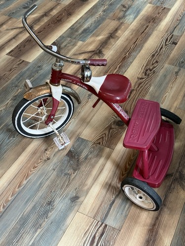 Used red radio flyer - red,