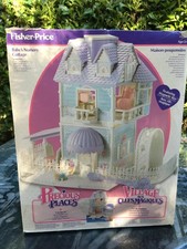 FISHER PRICE : VILLAGE AUX CLEFS MAGIQUES : MAISON POUPONNIERE / NURSERY