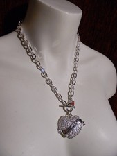 collier GUESS argenté - gros COEUR - B6