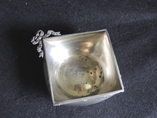 Ancienne coupelle en métal